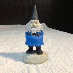 Travelocity Roaming Gnome Statue